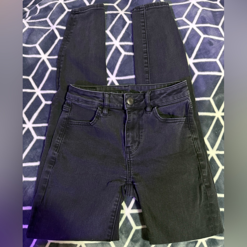 American Eagle Outfitters Black High-Rise Skinny Jeans